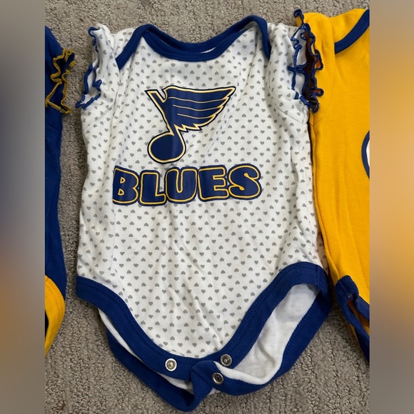 STL Blues Onesies - baby girl 0-3 months - Picture 3 of 4